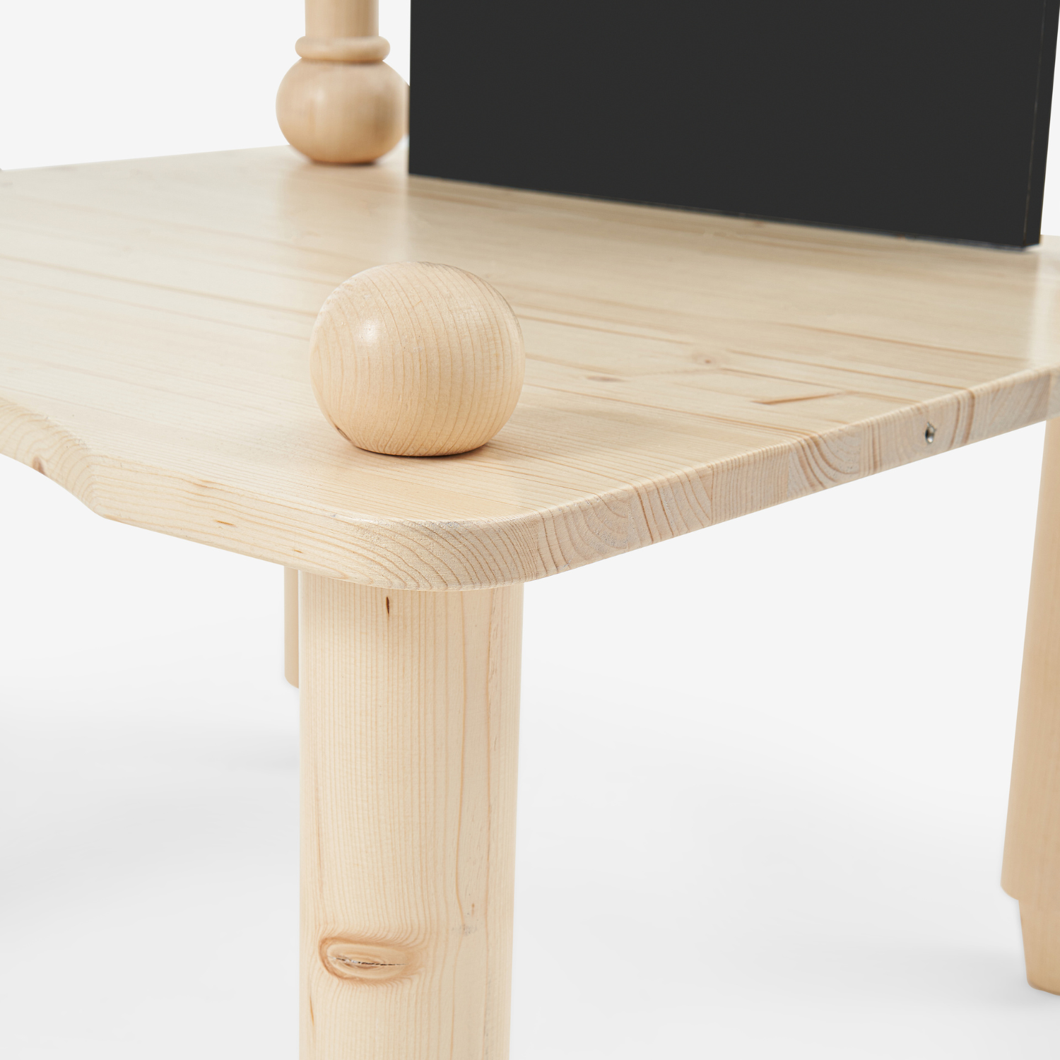 Karatahtalı Oyun Masası